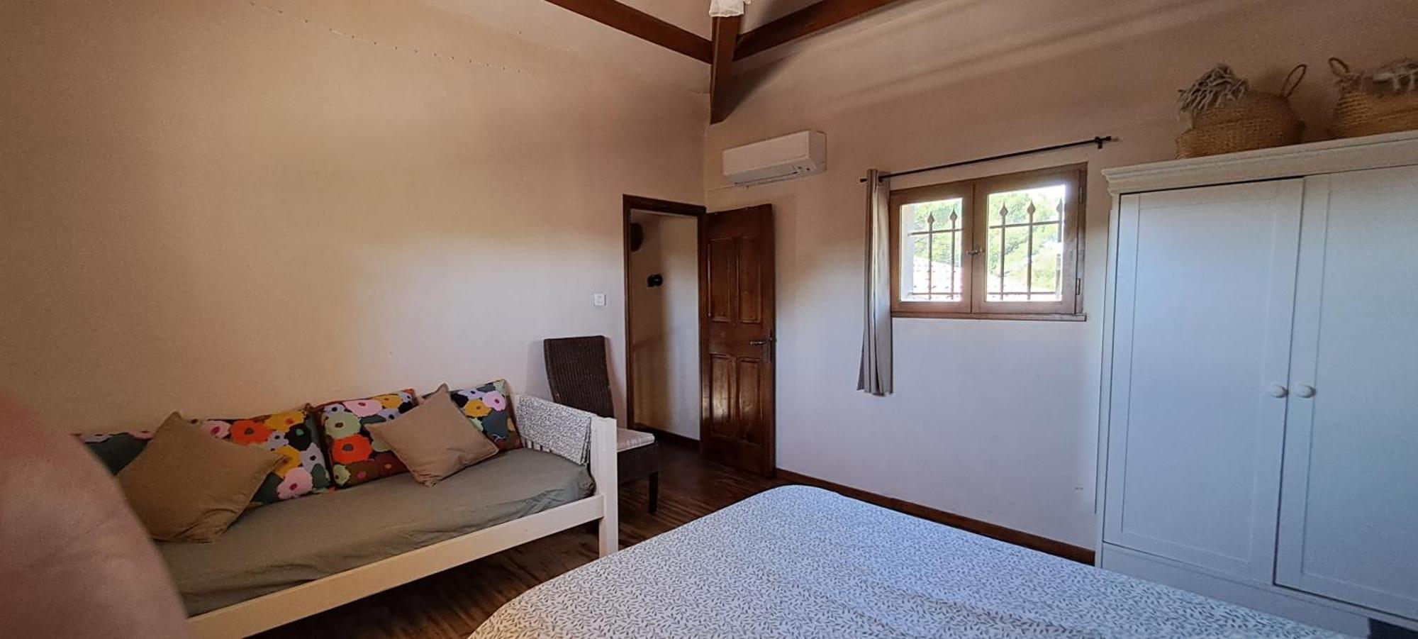 La Ribasse En Provence Apartment Venelles Luaran gambar